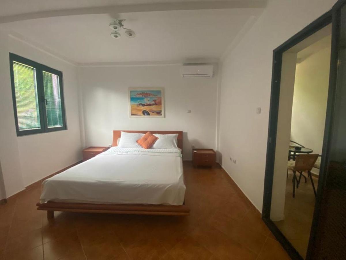 Villa Lutovac Budva Buitenkant foto